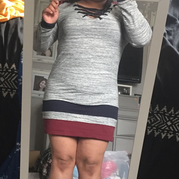 Cute long sleeve dress - Picture 1 of 2